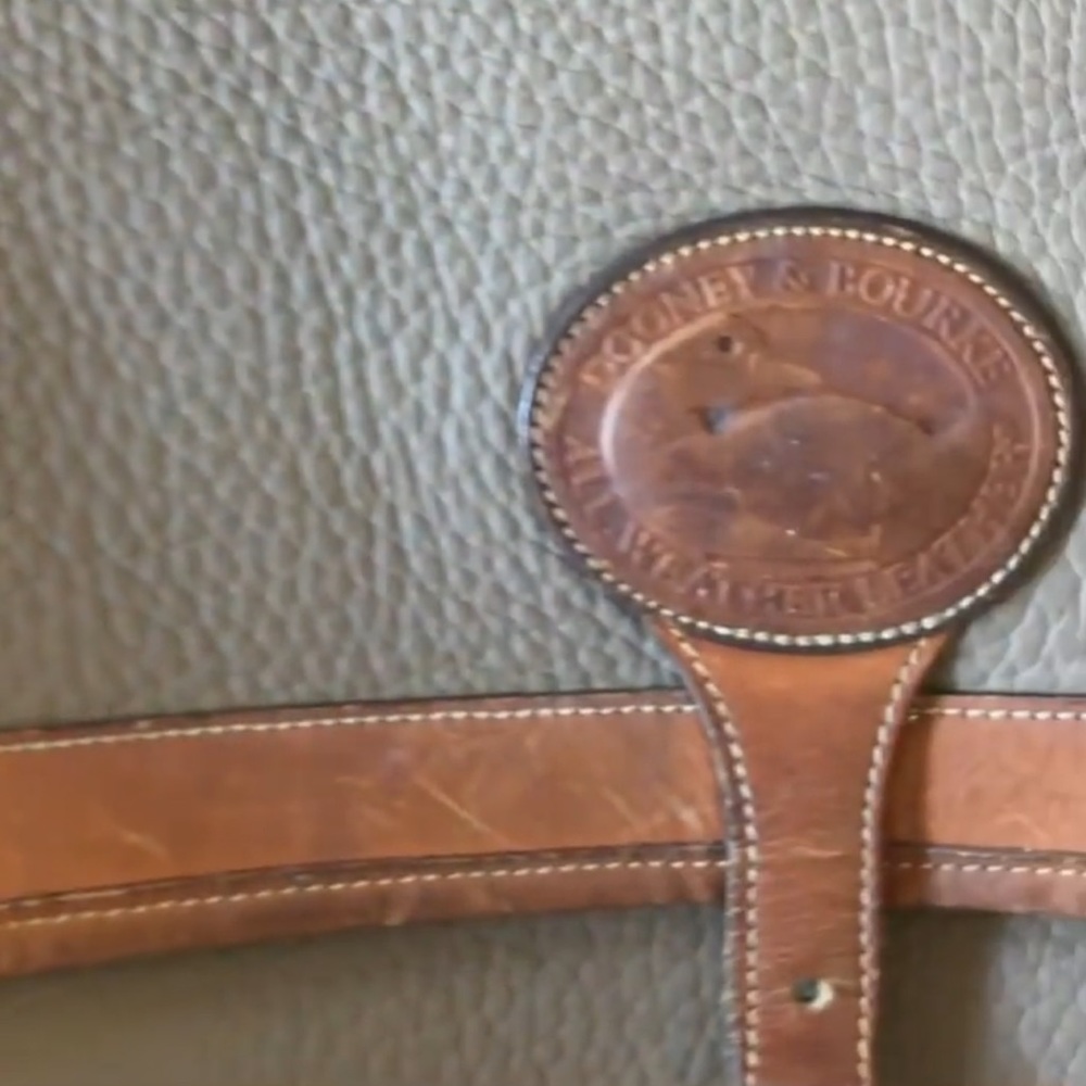 Vintage Dooney & Burke Bag. - Picture 2 of 6
